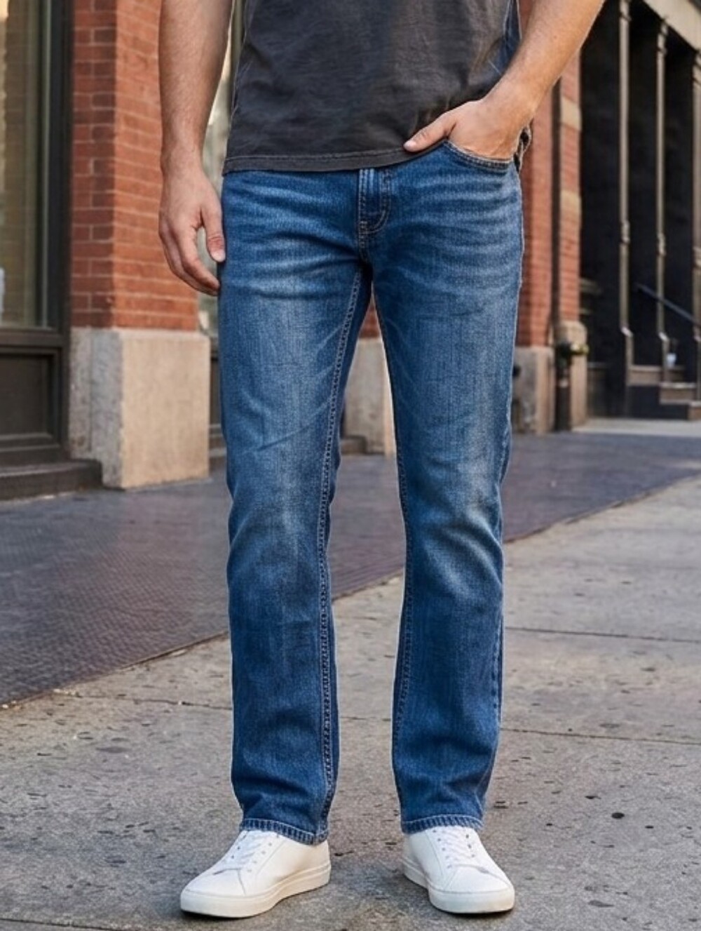 Free World Men’s Straight Leg Jeans Size 32 Blue Medium Wash Cotton Denim